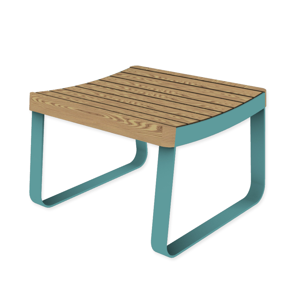 Die Abb. zeigt den EGOÉ Hocker I1 in Pastellblau (RAL 5024) mit Thermoesche Natur.